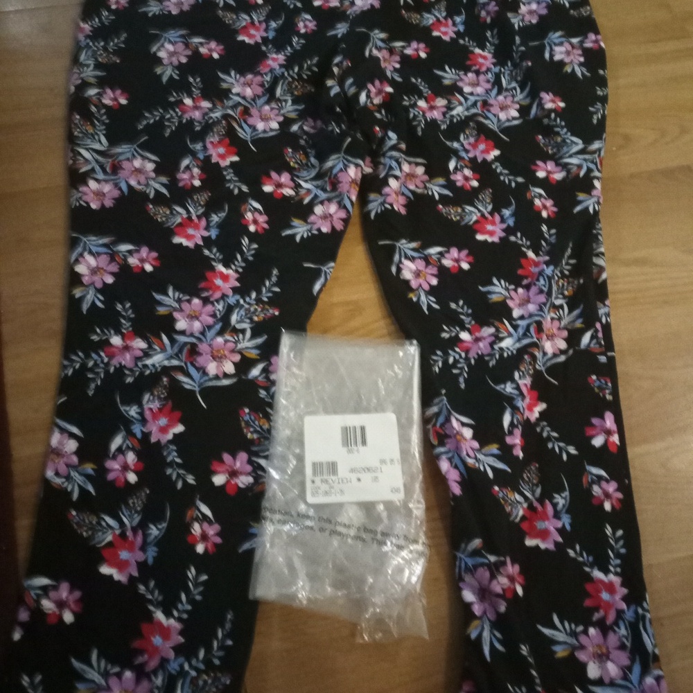 Plus sz ladies floral pants sz3x new never wore